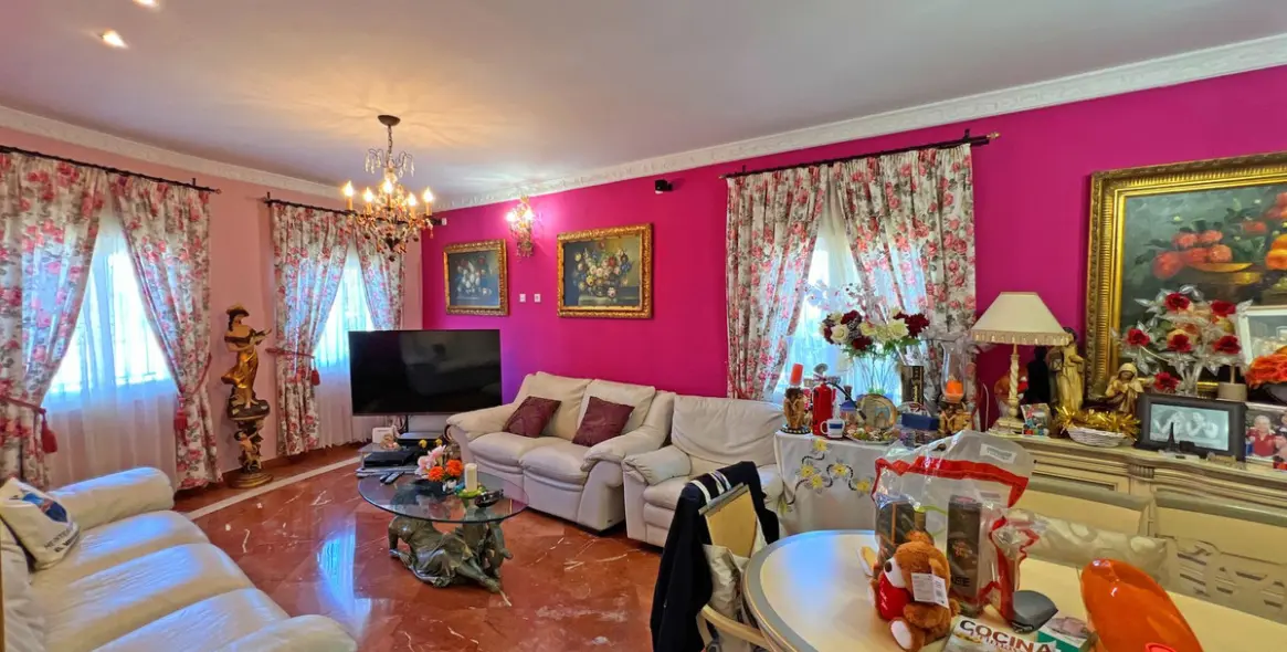 Продажа  отдельно стоящей виллы в Reserva de Marbella 11