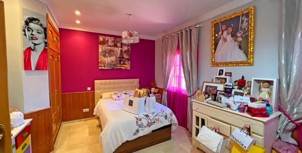 Продажа  отдельно стоящей виллы в Reserva de Marbella 16