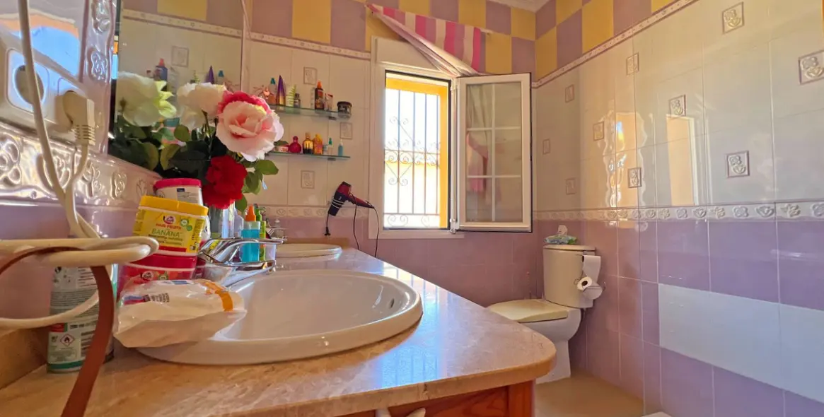 Продажа  отдельно стоящей виллы в Reserva de Marbella 17