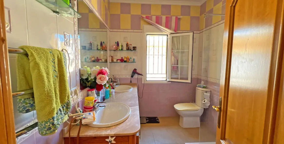 Продажа  отдельно стоящей виллы в Reserva de Marbella 18