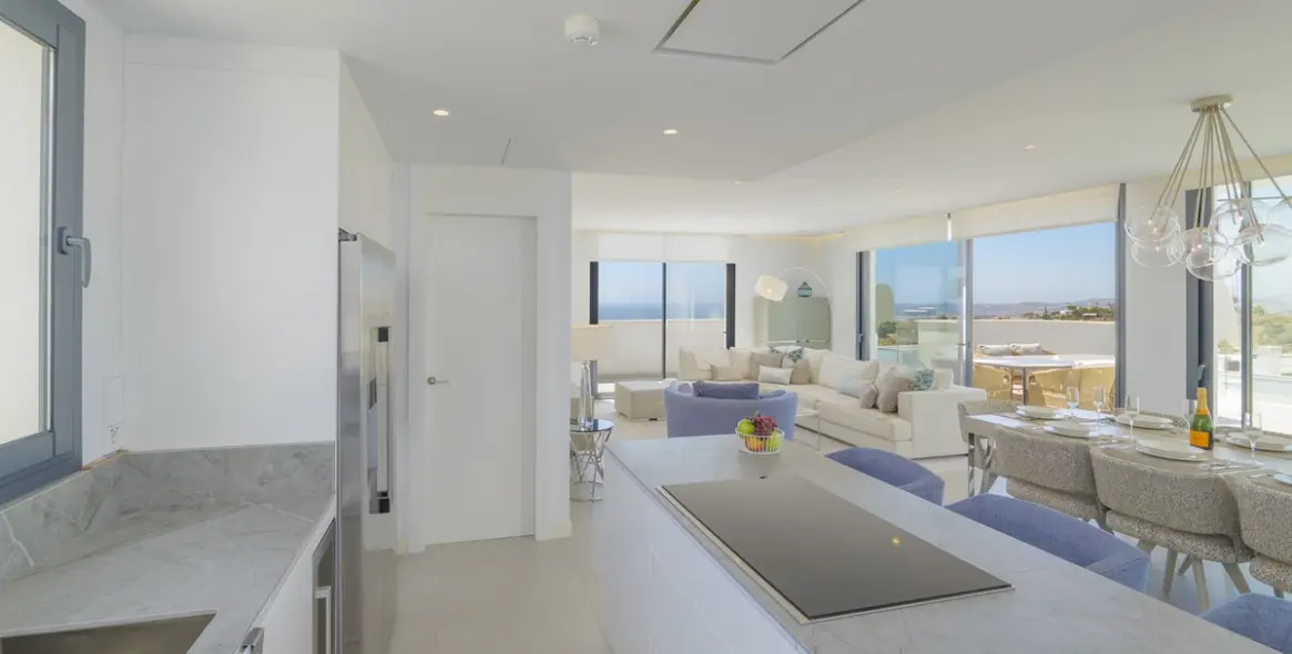 Sale of penthouse in Fuengirola 16