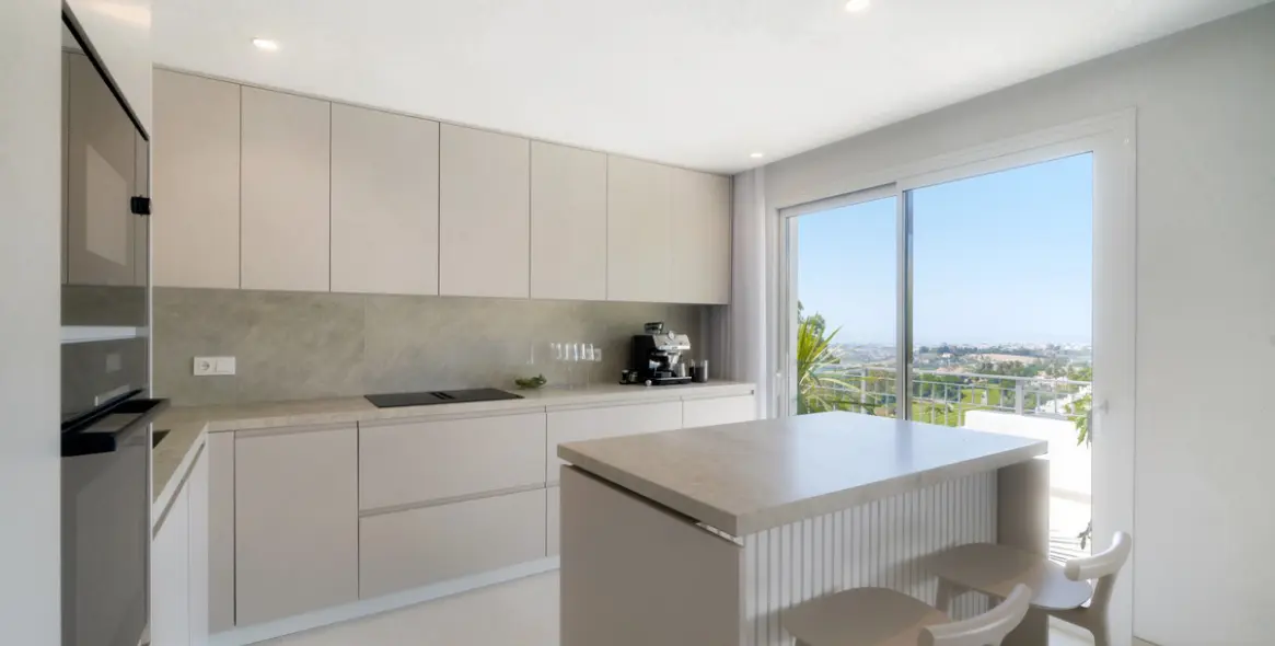 Продажа двухуровневого пентхауса в La Quinta 10