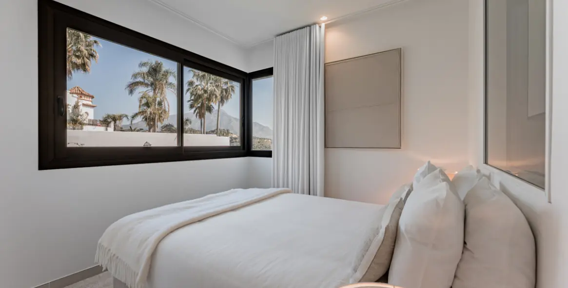 Venta de ático dúplex en La Quinta 29