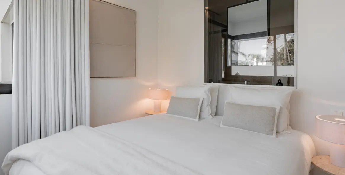 Venta de ático dúplex en La Quinta 30