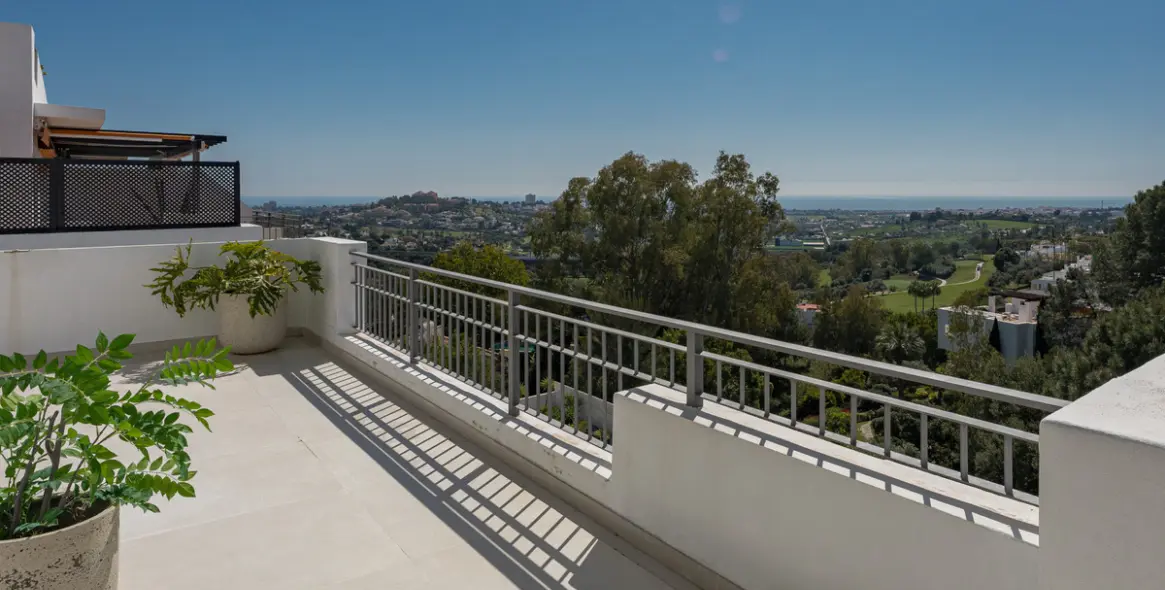 Venta de ático dúplex en La Quinta 36