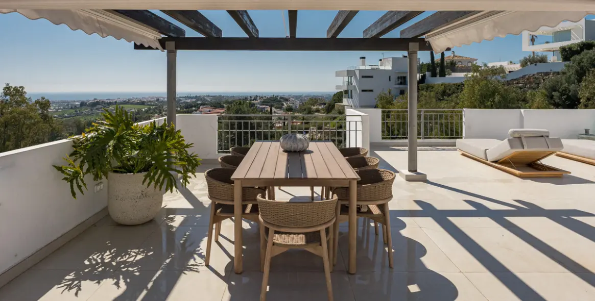 Venta de ático dúplex en La Quinta 51