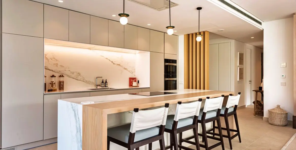 Продажа апартаментов на первом этаже в Nueva Andalucía (район Nueva Andalucía) 3