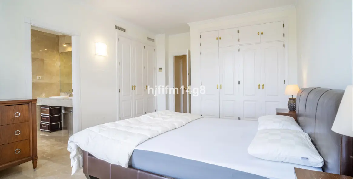 Продажа таунхауса в Nueva Andalucía 10