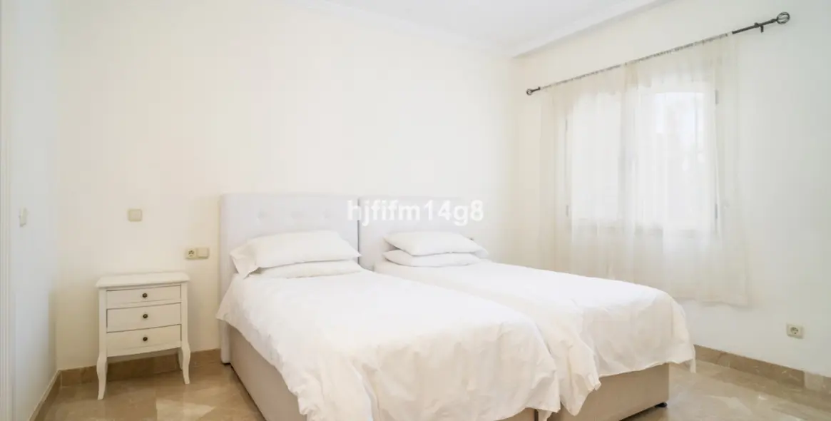 Продажа таунхауса в Nueva Andalucía 16