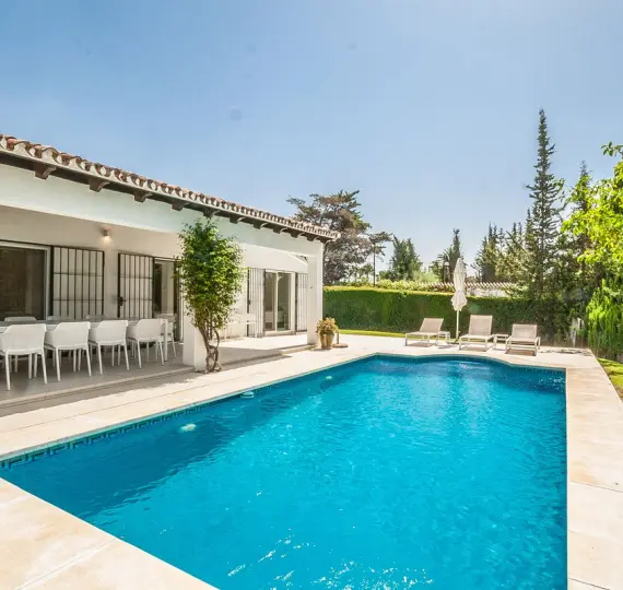 Oтдельно стоящая вилла R5140984