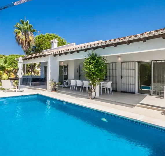 Oтдельно стоящая вилла R5140984