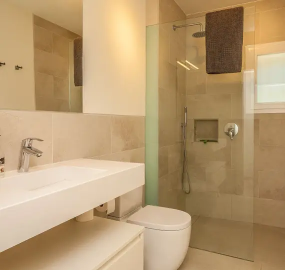 Oтдельно стоящая вилла R5140984