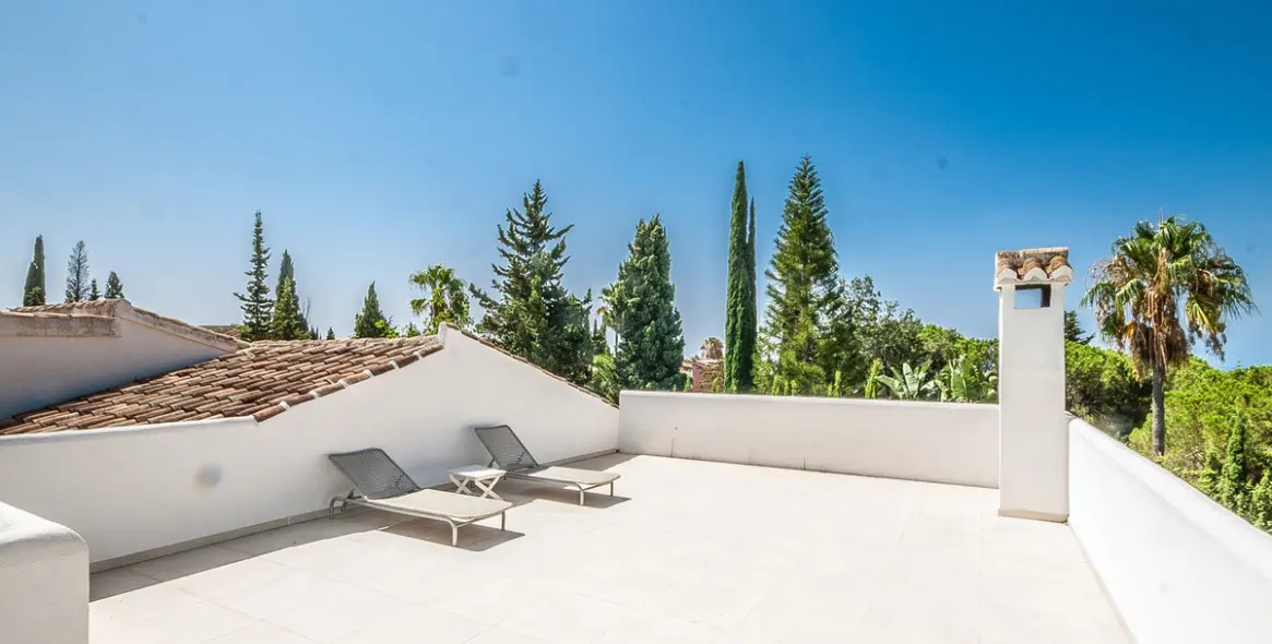 Venta de villa independiente en Elviria 19