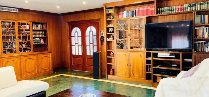 Sale of detached villa in Benalmadena 2