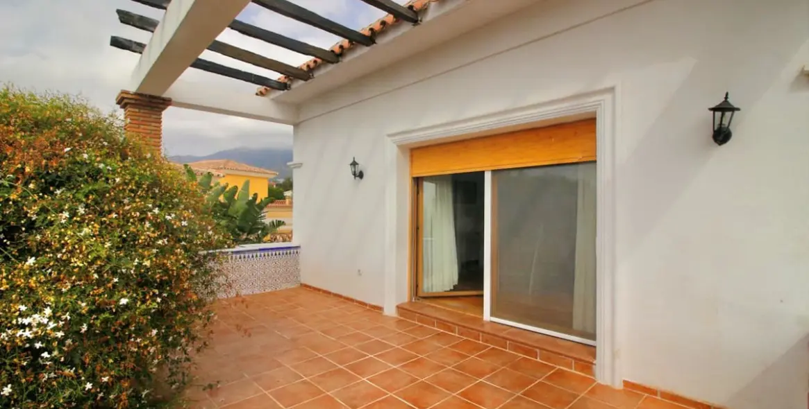 Продажа  отдельно стоящей виллы в Benalmadena 6