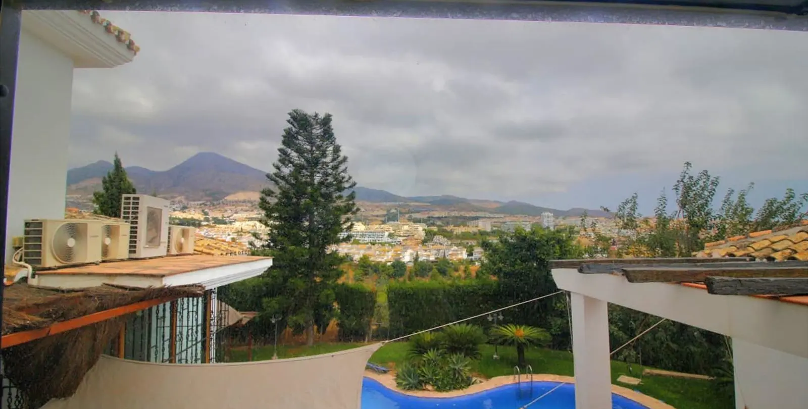 Продажа  отдельно стоящей виллы в Benalmadena 32