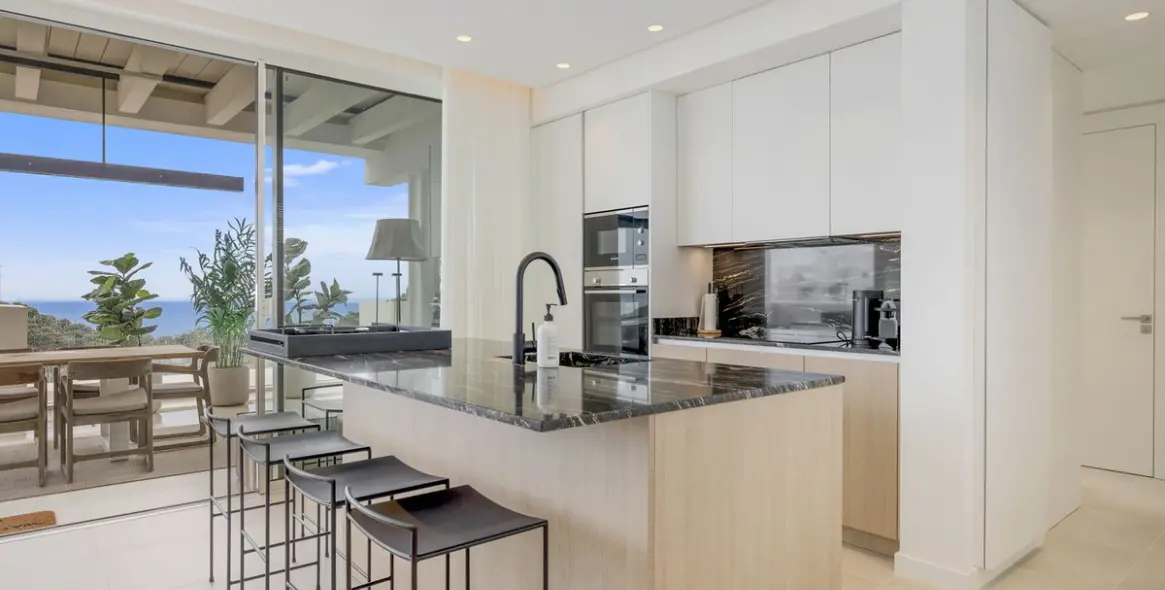 Sale of penthouse in Ojén 11