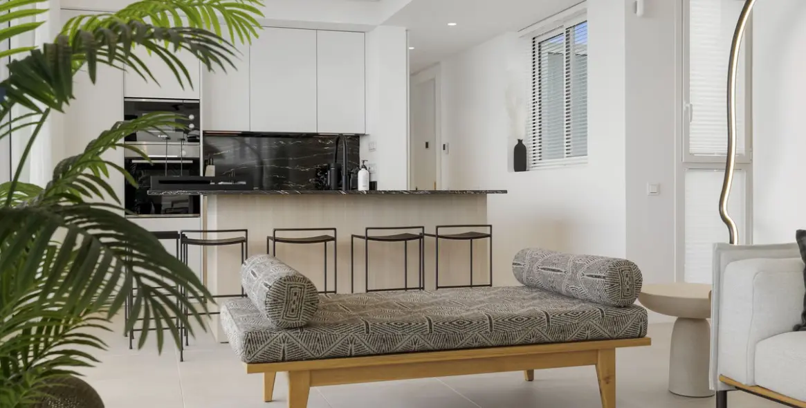 Sale of penthouse in Ojén 13