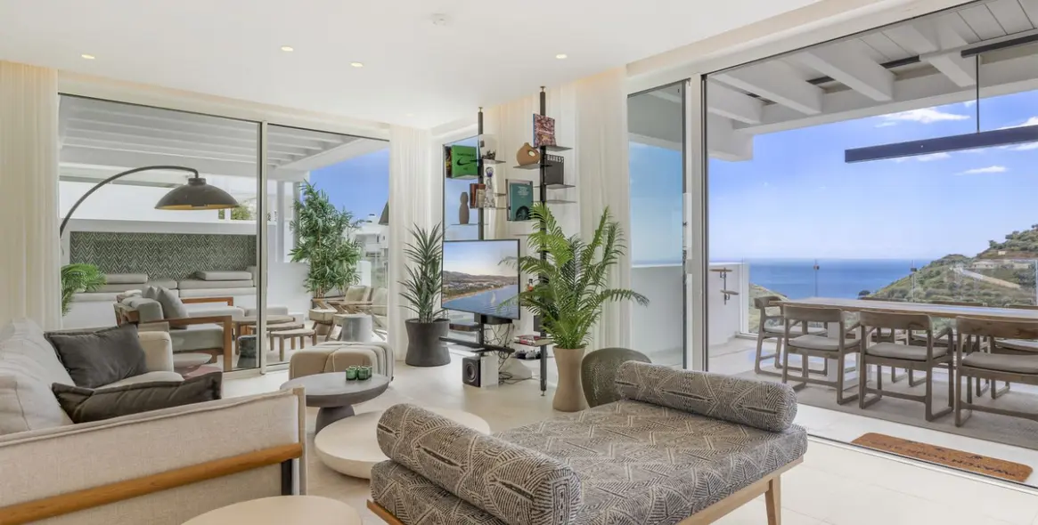 Sale of penthouse in Ojén 4
