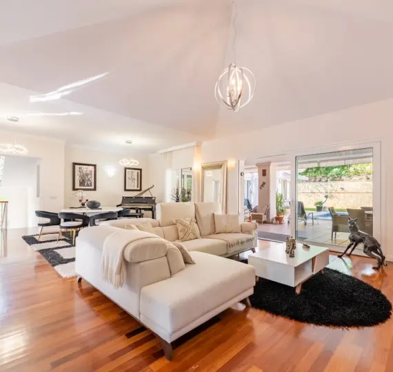 Sale of detached villa in Sierrezuela