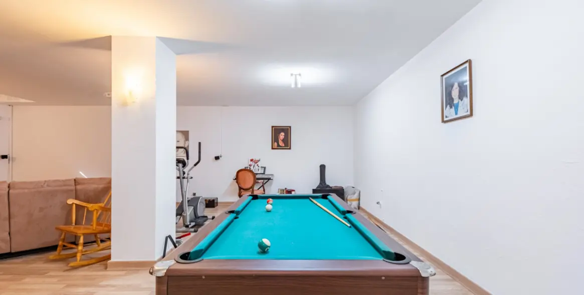 Sale of detached villa in Sierrezuela 5