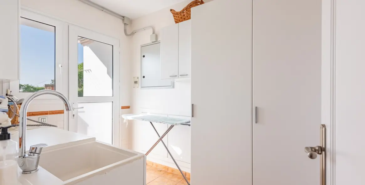 Sale of detached villa in Sierrezuela 14