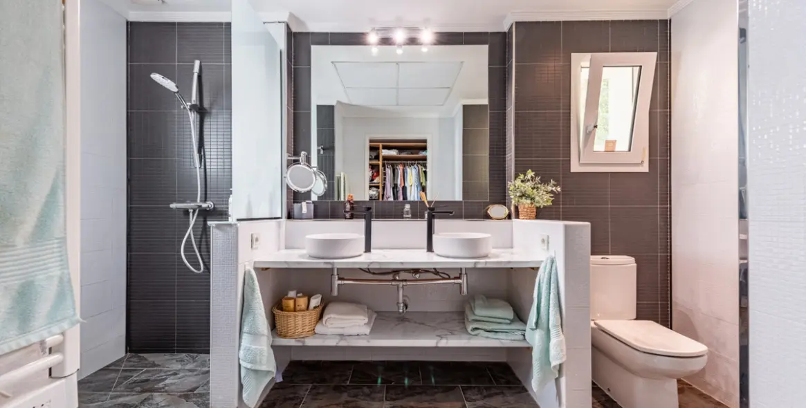 Sale of detached villa in Sierrezuela 17