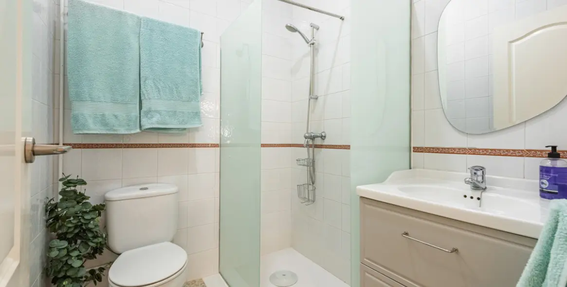 Sale of detached villa in Sierrezuela 24