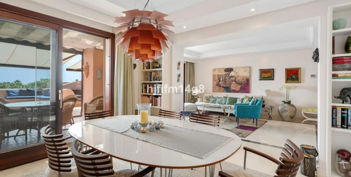 Sale of penthouse in Estepona (district Estepona) 6