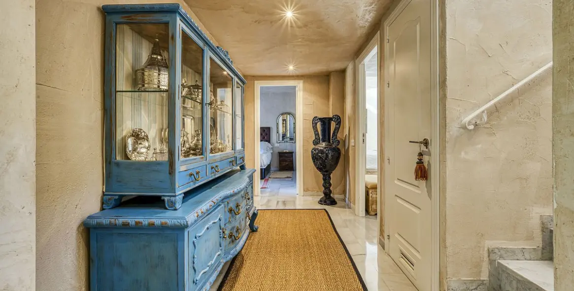 Продажа двухуровневого пентхауса в Guadalmina Baja 28