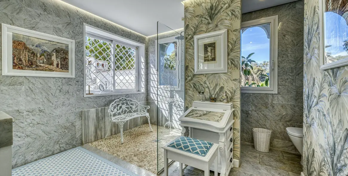 Продажа двухуровневого пентхауса в Guadalmina Baja 31