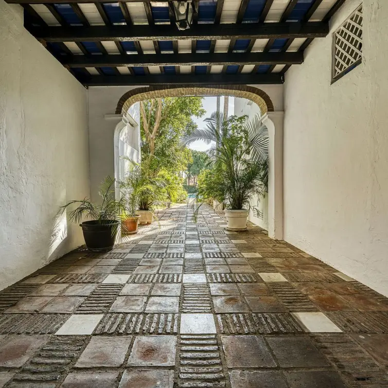 Venta de ático dúplex en Guadalmina Baja
