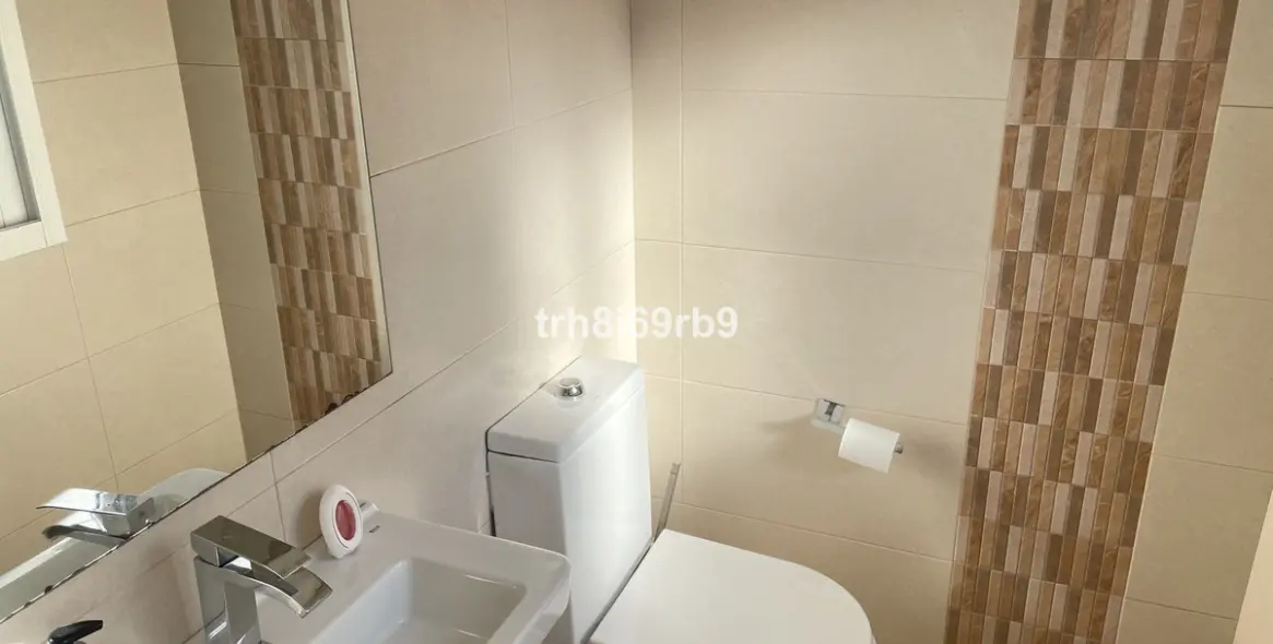 Продажа  отдельно стоящей виллы в New Golden Mile 15