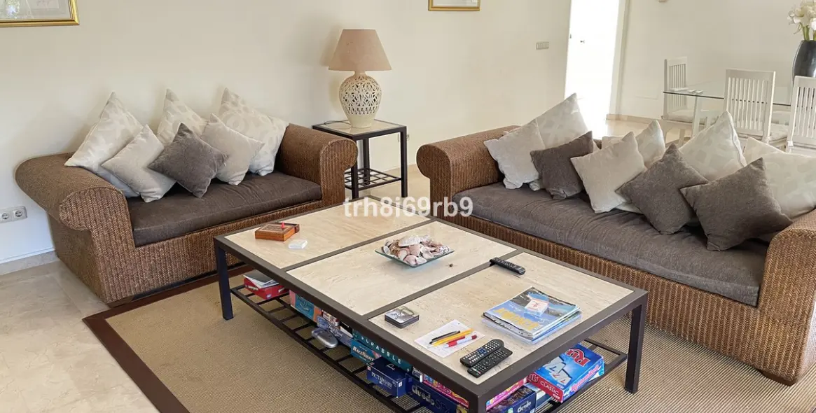 Продажа  отдельно стоящей виллы в New Golden Mile 19