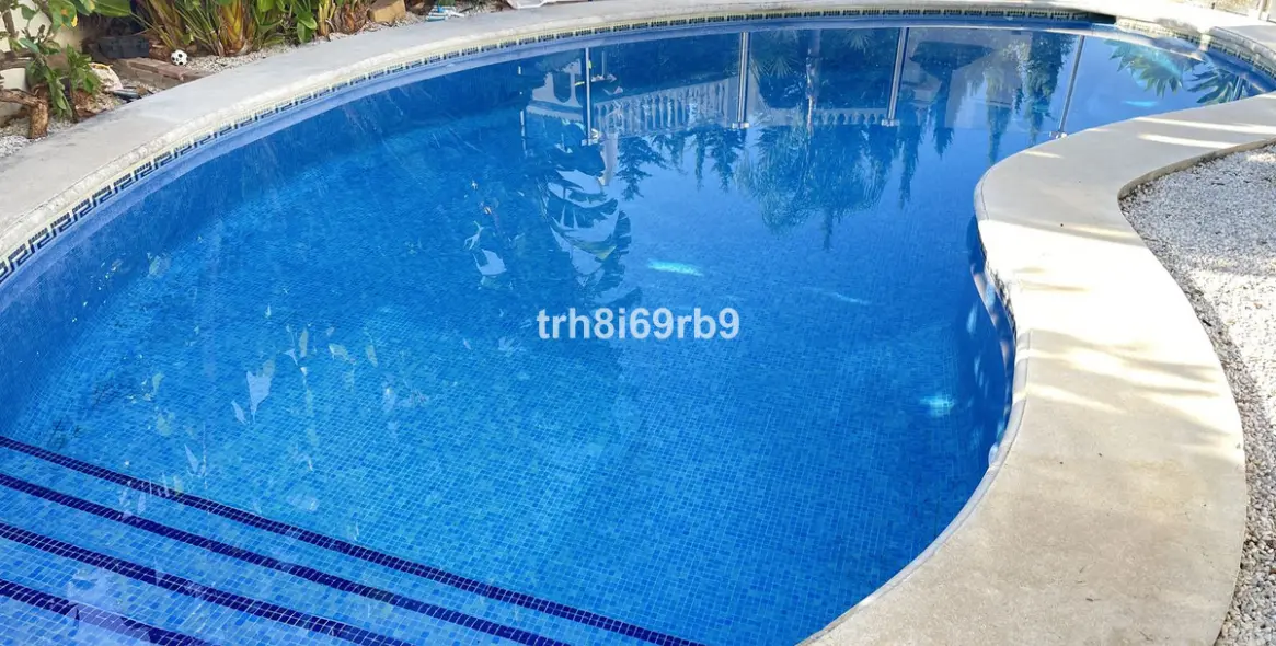 Продажа  отдельно стоящей виллы в New Golden Mile 22