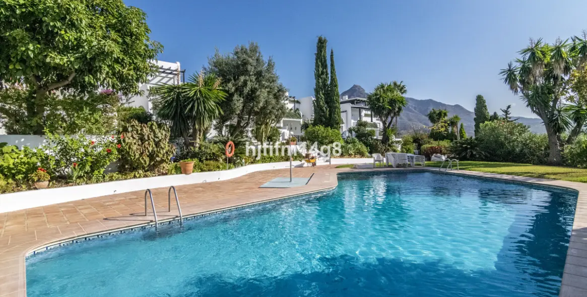 Продажа таунхауса в La Colina 17