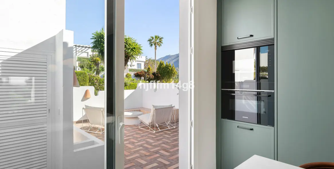 Sale of townhouse in La Colina 21