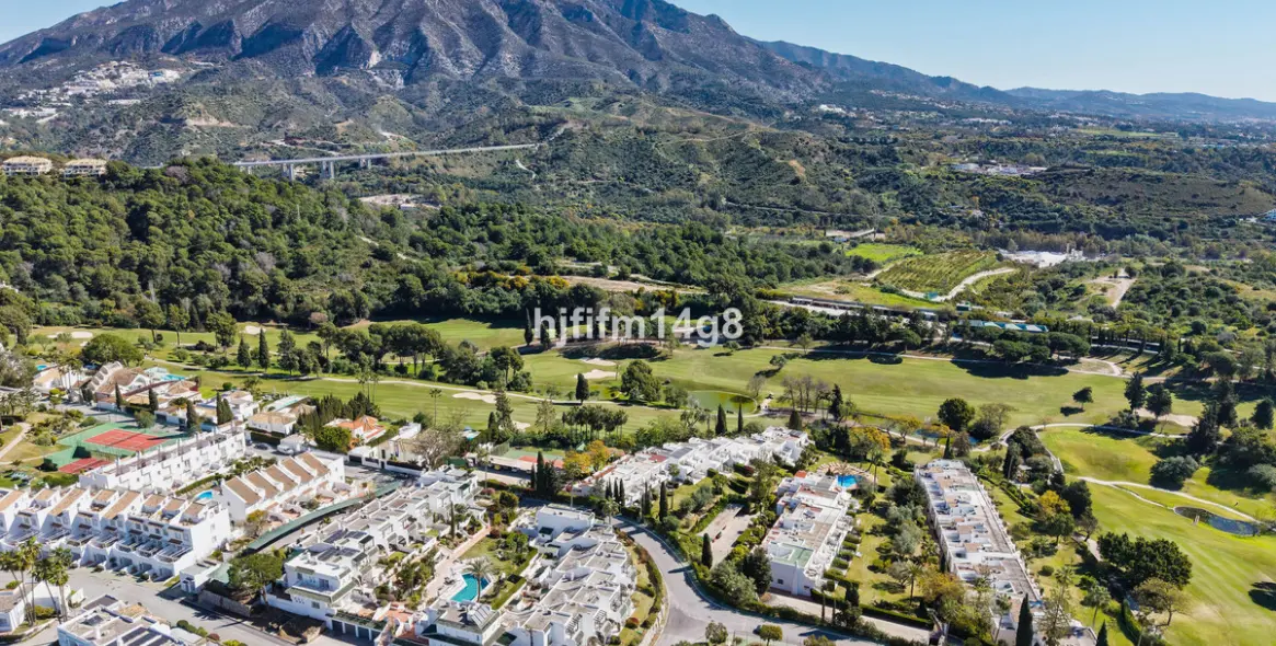 Sale of townhouse in La Colina 32