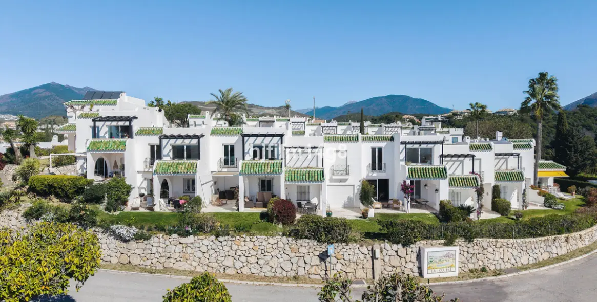 Sale of townhouse in La Colina 33