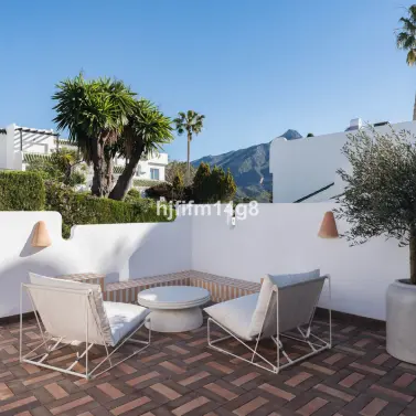 Sale of townhouse in La Colina