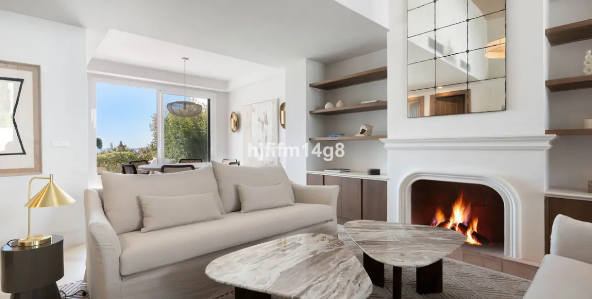 Sale of townhouse in La Colina 5