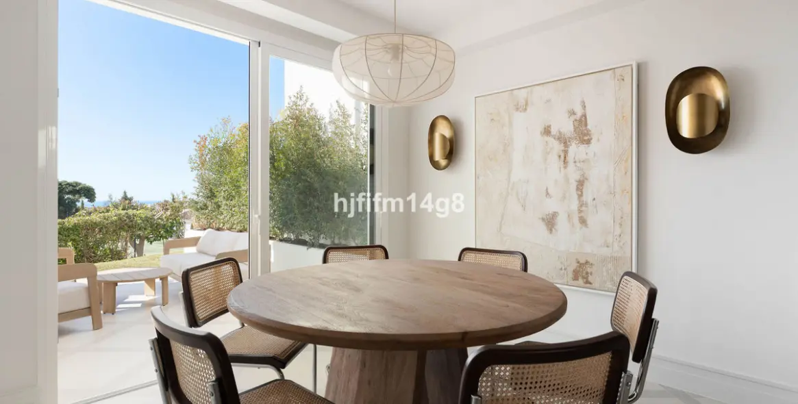 Sale of townhouse in La Colina 7