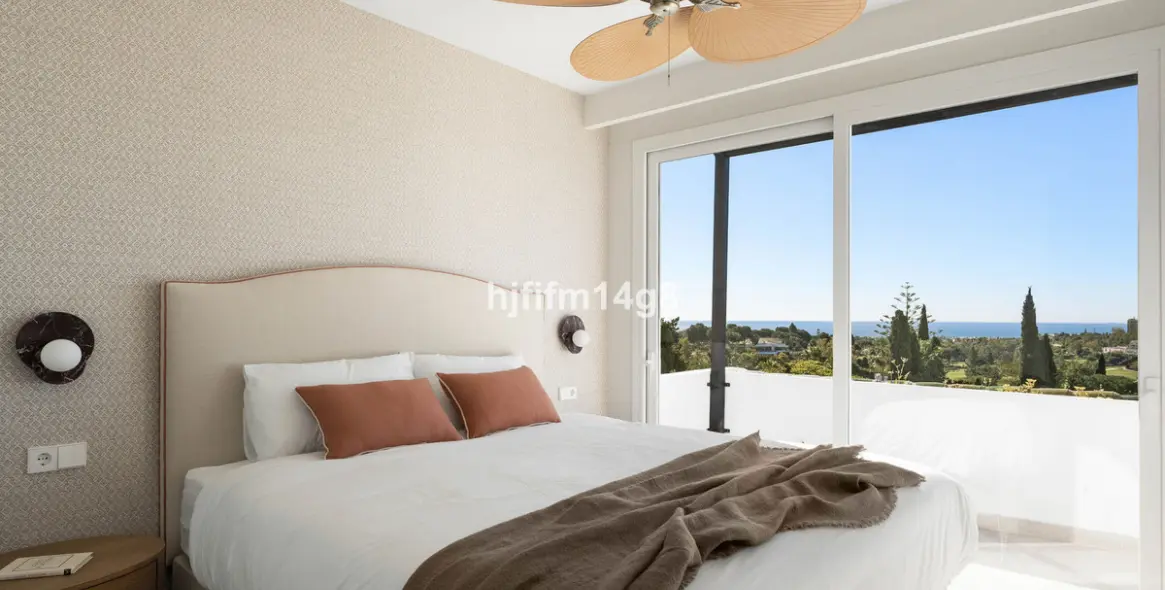 Sale of townhouse in La Colina 10