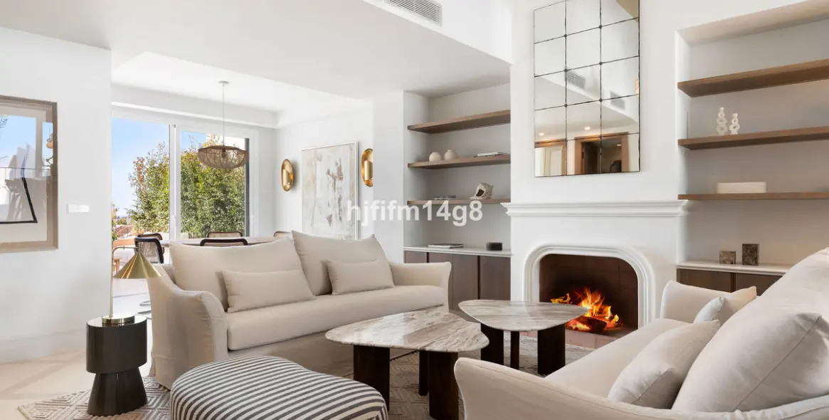 Sale of townhouse in La Colina 18