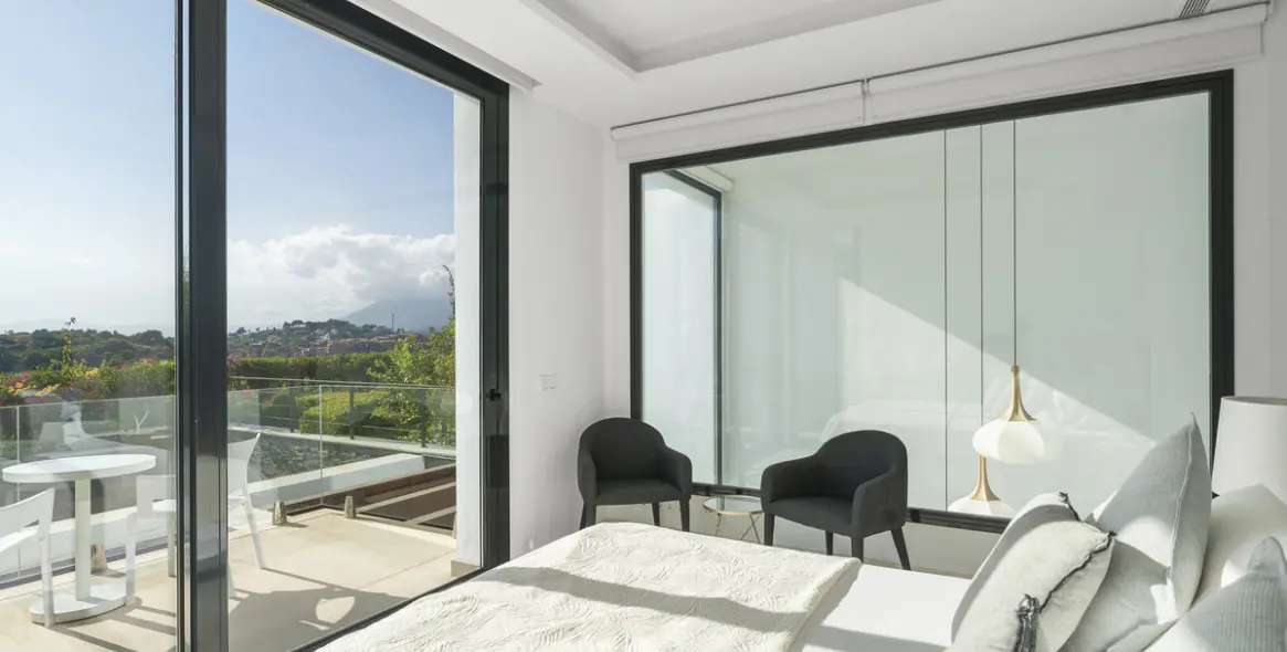 Продажа дома на две семьи в Cabopino 12