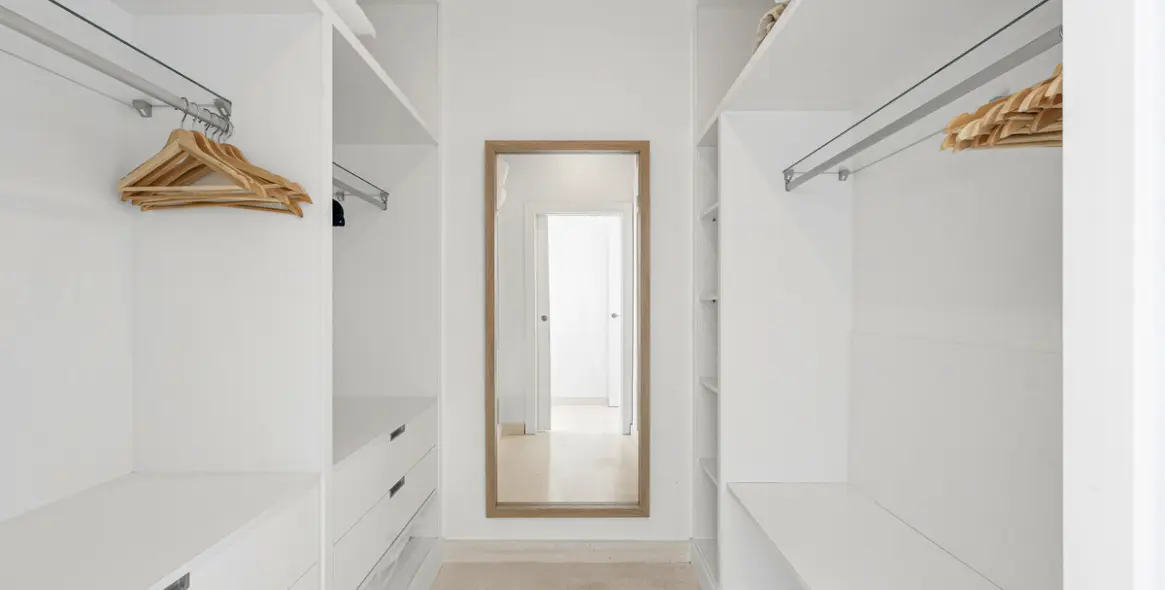 Продажа дома на две семьи в Cabopino 15