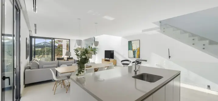 Sale of semi-detached house in Cabopino 3
