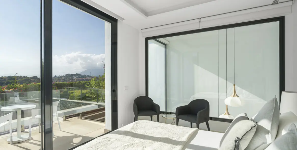 Sale of semi-detached house in Cabopino 12
