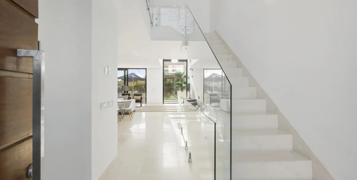 Sale of semi-detached house in Cabopino 23