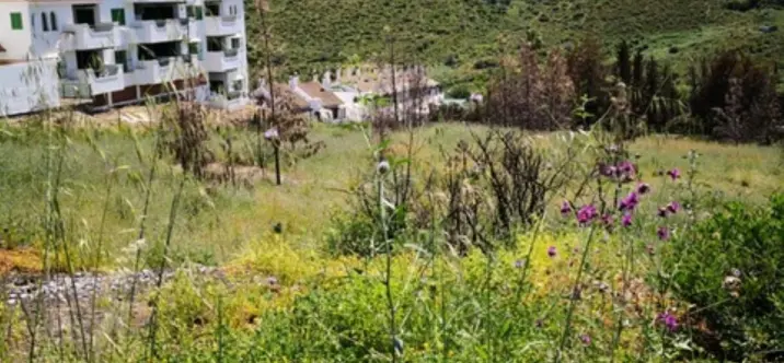 Parcela residencial R4114876 0